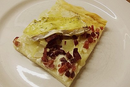 Flammkuchen mit Camembert 2