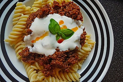 Schmetterlingsnudeln mit Hackfleisch und Joghurt 2
