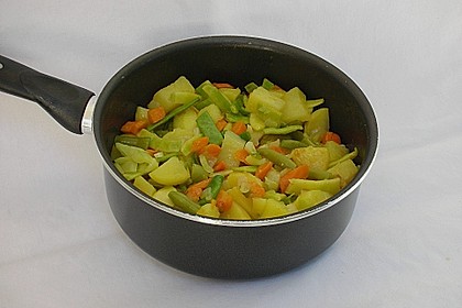 Rahmgem&uuml;se - Ragout mit Eiern 2