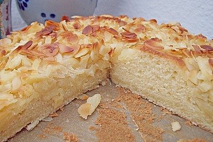 Apfel - Mandel - Kuchen mit Eierlikör 10