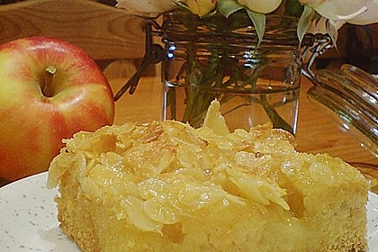 Apfel - Mandel - Kuchen mit Eierlikör 19