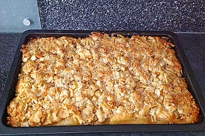 Apfel - Mandel - Kuchen mit Eierlikör 39