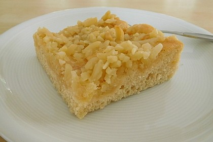 Apfel - Mandel - Kuchen mit Eierlikör 28