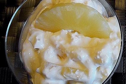 Ananas - Quark - Dessert mit Rum