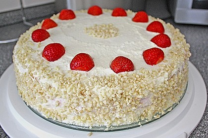 Vanille - Erdbeer - Torte &agrave; la K&auml;se - Sahne 1