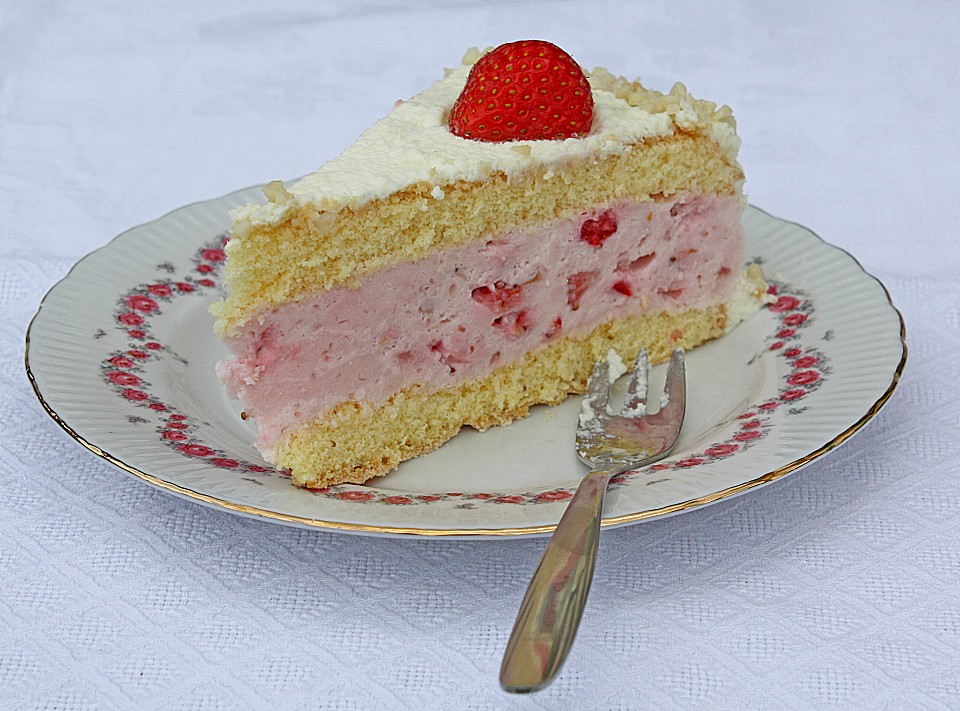 Vanille - Erdbeer - Torte à la Käse - Sahne (Rezept mit Bild) | Chefkoch.de