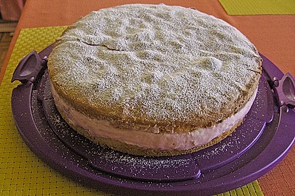 Vanille - Erdbeer - Torte &agrave; la K&auml;se - Sahne 3