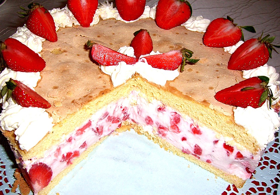 Vanille - Erdbeer - Torte à la Käse - Sahne (Rezept mit Bild) | Chefkoch.de