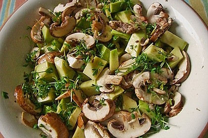 Avocado - Champignon - Salat