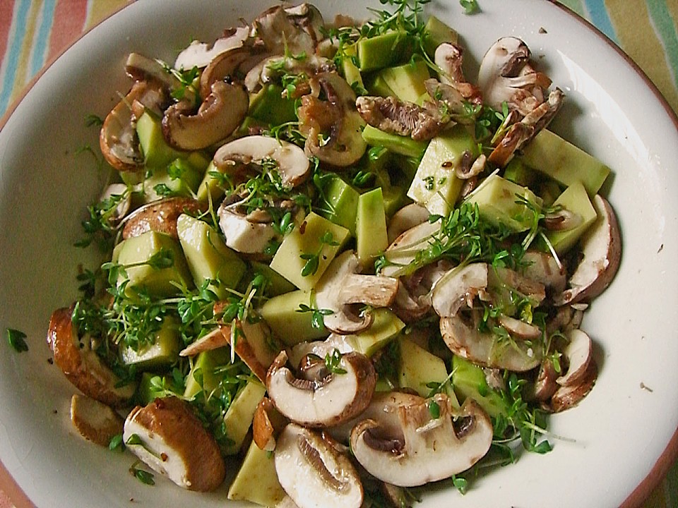 Avocado - Champignon - Salat (Rezept mit Bild) von Jicky | Chefkoch.de