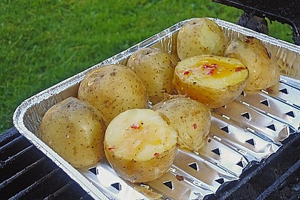 Feurige Kartoffelspie&szlig;e vom Grill 7