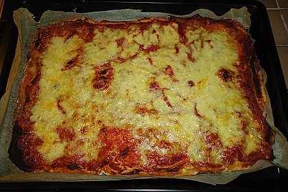 Pizza Margherita 37