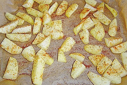 Hähnchenbrustfilet mit Country-Kartoffeln 110