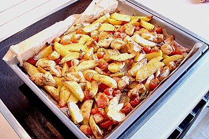 Hähnchenbrustfilet mit Country-Kartoffeln 99
