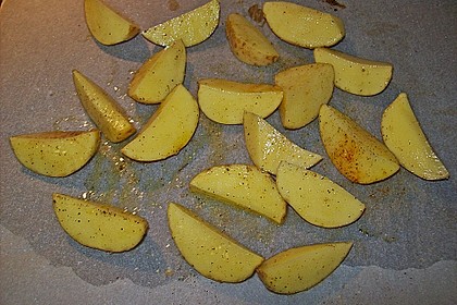 Hähnchenbrustfilet mit Country-Kartoffeln 105