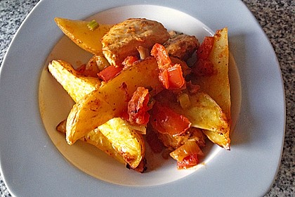 Hähnchenbrustfilet mit Country-Kartoffeln 24