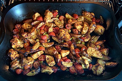 Hähnchenbrustfilet mit Country-Kartoffeln 69
