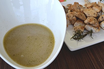 Rosmarinsüppchen mit Geflügelspieß 6