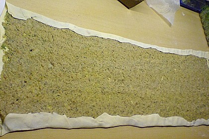 Paranussbraten in Bl&auml;tterteig mit Preiselbeersauce 7