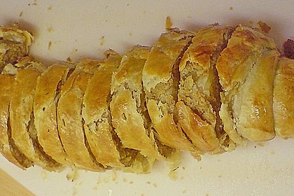 Paranussbraten in Bl&auml;tterteig mit Preiselbeersauce 8