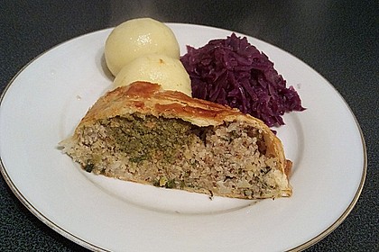 Paranussbraten in Bl&auml;tterteig mit Preiselbeersauce 16