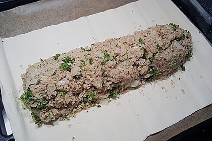 Paranussbraten in Bl&auml;tterteig mit Preiselbeersauce 18