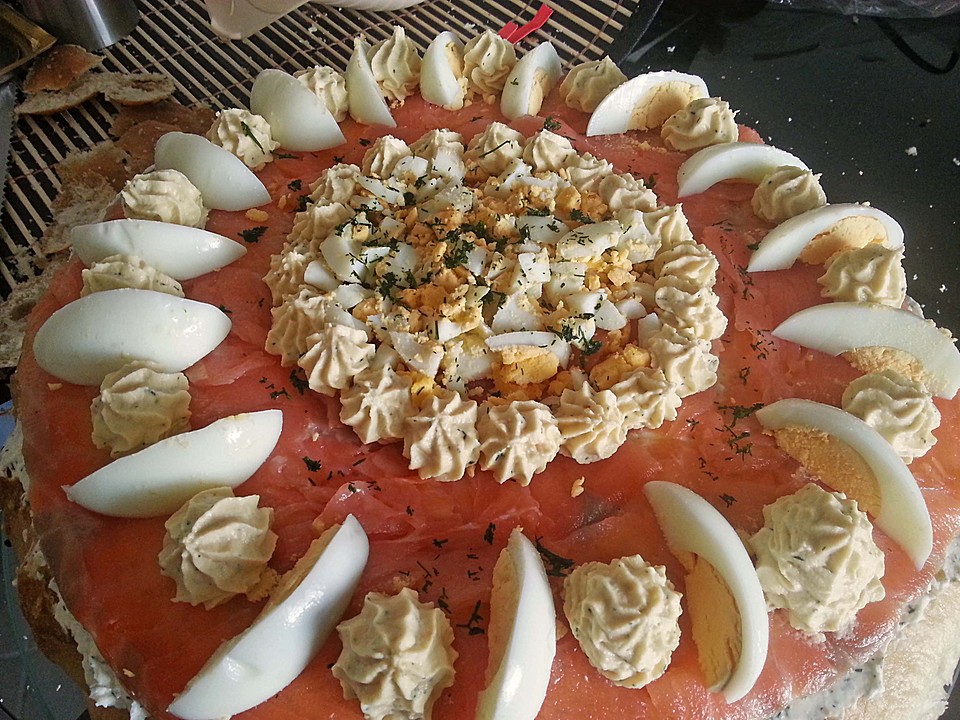 Lachstorte (Rezept mit Bild) von uli_ralph | Chefkoch.de