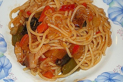 Asia - Nudeln mit Gem&uuml;se und Schweinefleisch