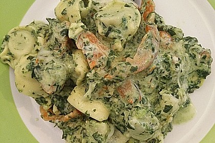 Tortellini gratiniert mit Lachs und Spinat 1