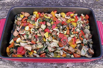 Antipasti auf dem Blech