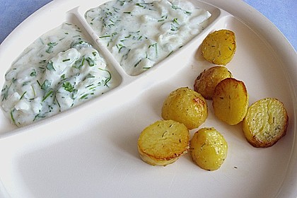 Mair&uuml;bchen mit Kr&auml;utersauce