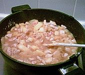 H&auml;hnchen - Curry mit &Auml;pfeln (Bild)