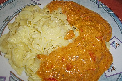 Fruchtige Paprika - Rahm - Soße 12