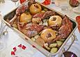 G&auml;nsekeulen mit Zwiebeln, Majoran und Rotwein