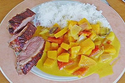 K&uuml;rbiscurry mit Paprika und Ente 1