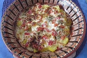Kartoffel - Paprika Pfanne mit Käse überbacken