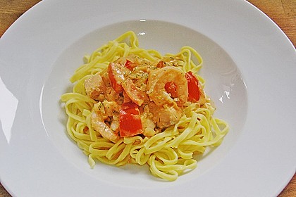 Nudeln mit Lachs - Shrimps - Sauce 2