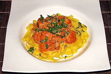 Tagliatelle mit Lachs - Sahnesoße