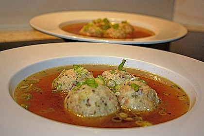 Tiroler Knödel Suppe 2