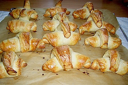 Frühstückskipferln nach Eichkatzerl Art 40