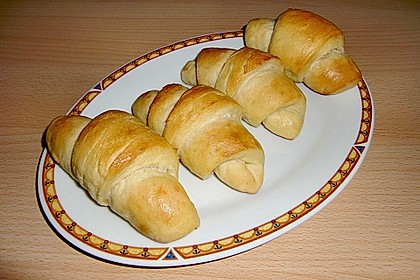 Frühstückskipferln nach Eichkatzerl Art 16
