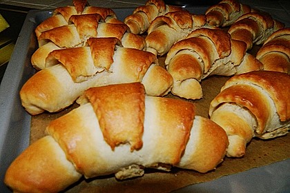 Frühstückskipferln nach Eichkatzerl Art 53