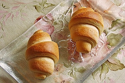Frühstückskipferln nach Eichkatzerl Art 32