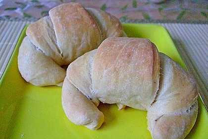 Frühstückskipferln nach Eichkatzerl Art 30