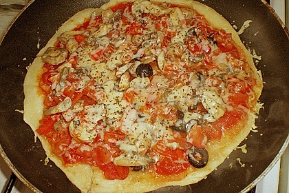 Binchens leichte Pfannenpizza 11