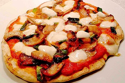 Binchens leichte Pfannenpizza 3