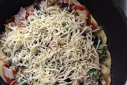 Binchens leichte Pfannenpizza 12