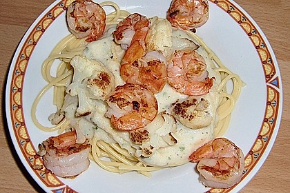 Spaghetti mit Blumenkohlso&szlig;e und Scampi 2