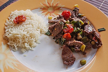 Scharfes Rindfleisch mit Zitronengras 3