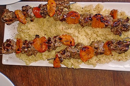 Gegrillte Lammspieße mit Aprikosen 16